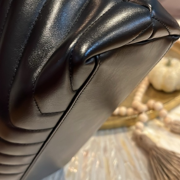 YSL LOULOU MEDIUM IN QUILTED LEATHER - Picture 8 of 12